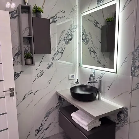 Апартаменты Cristal Mamaia Nord Нэводари